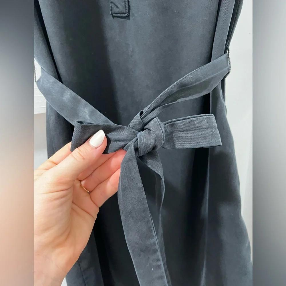 Banana Republic black sleeves dress size 00 petite - Picture 5 of 9